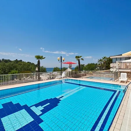 מלון Zorna Plava Laguna פורץ