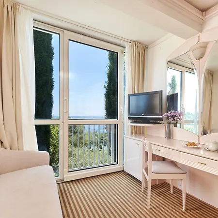 Hotel Zorna Plava Laguna 3*