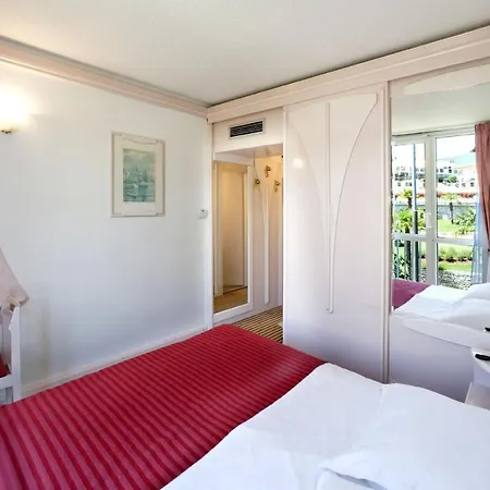 Zorna Plava Laguna 3* פורץ