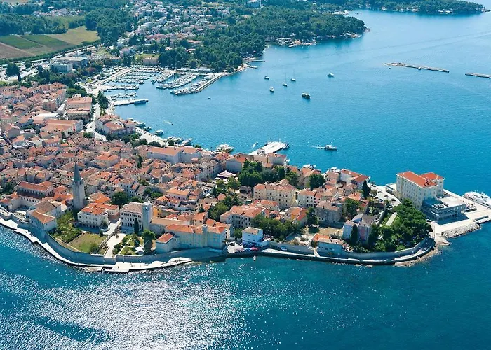 Zorna Plava Laguna Πόρετς