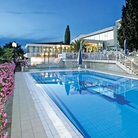 호텔 Zorna Plava Laguna 포레치