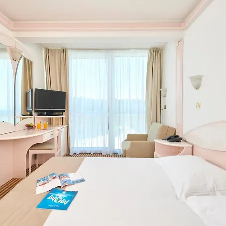 Zorna Plava Laguna 호텔 포레치