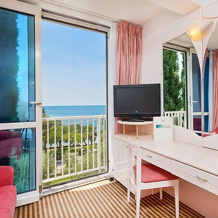 Zorna Plava Laguna 3* 포레치