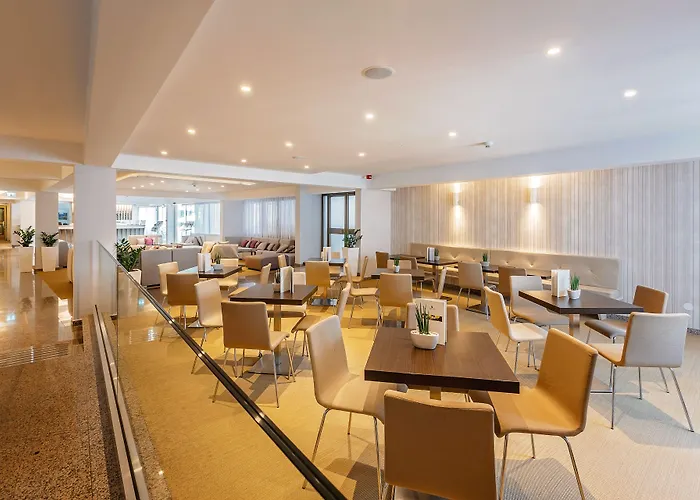 Zorna Plava Laguna 酒店 3*