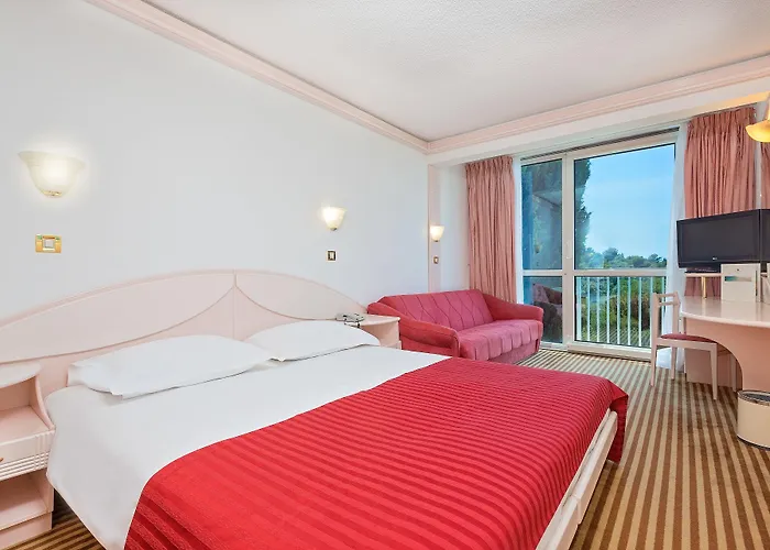 Zorna Plava Laguna 3*